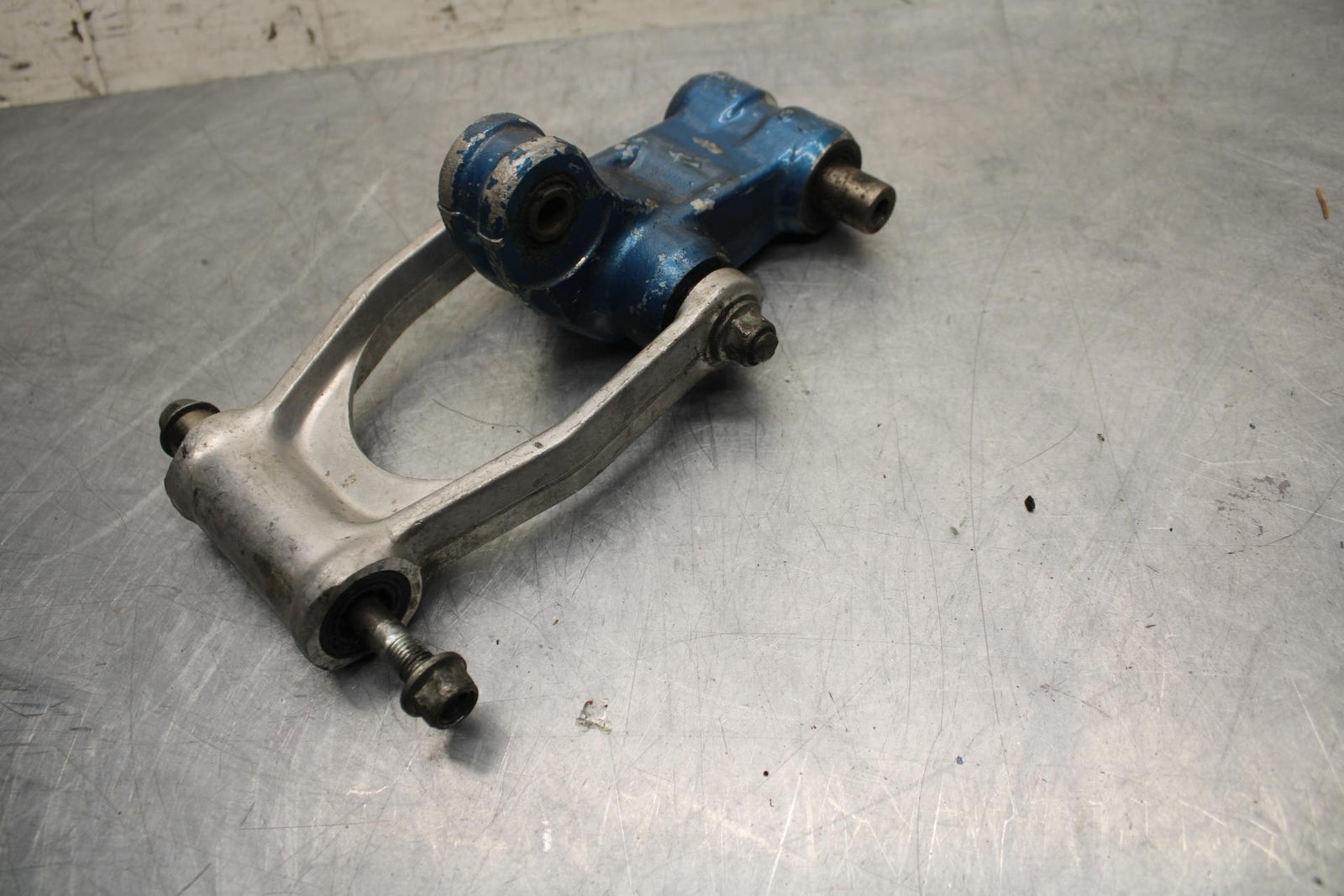 85-88 HONDA NS400R NC19 NSR400 NS400RG REAR DOGBONE SHOCK LINKAGE LINK BB32