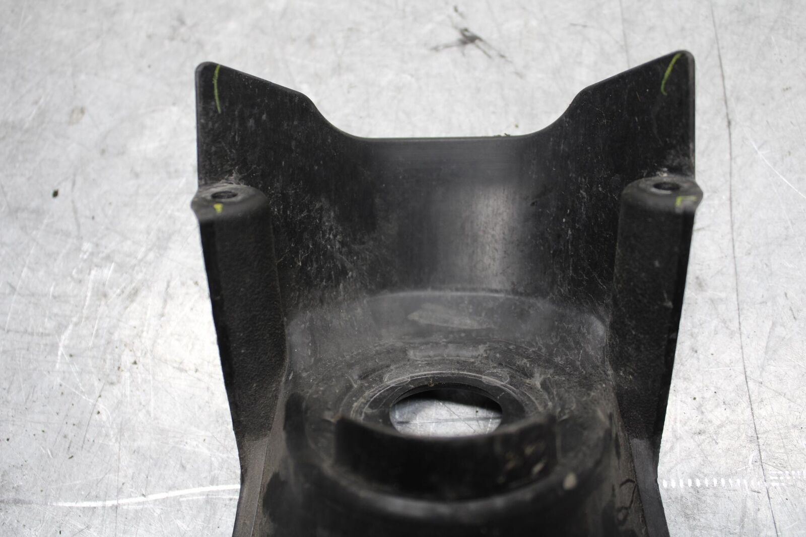 17 KAWASAKI Z900 ZR900 IGNITION TRIM PANEL COVER BB549