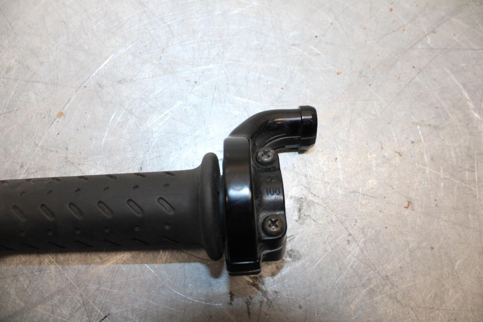 2006 Triumph Daytona 675 Triple THROTTLE CABLE LINE HOUSING GUIDE BB434