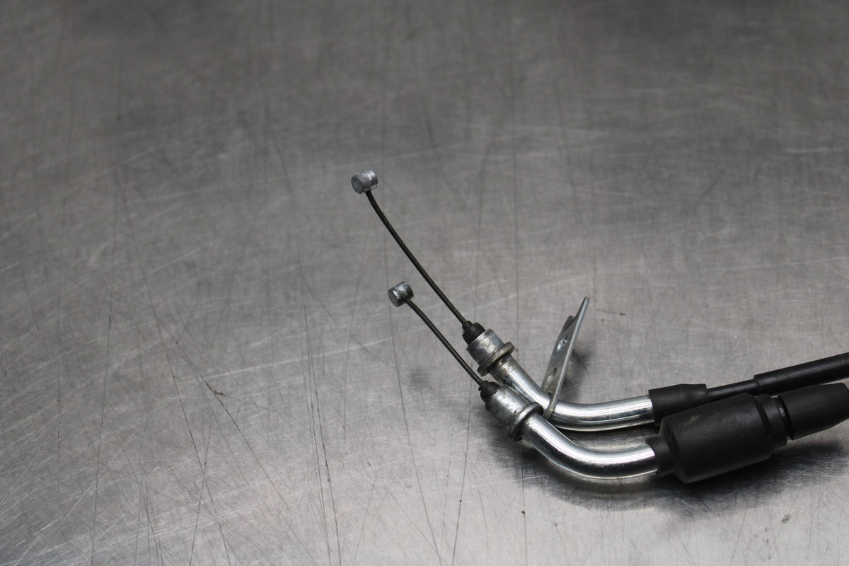 08-10 SUZUKI GSXR 600 THROTTLE CABLES LINES BB202
