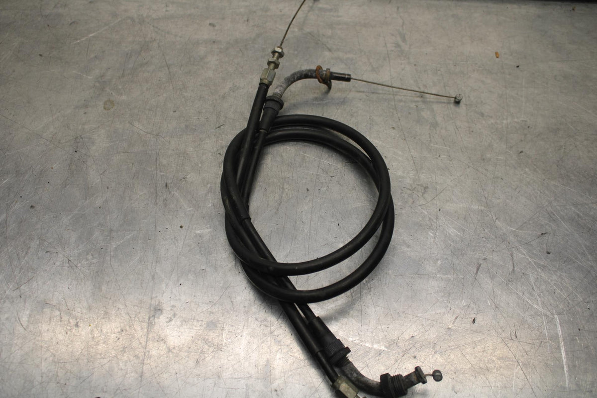 1999 Suzuki GSXR600 THROTTLE CABLES LINES 58300-33E00 58300-33E10 BB608