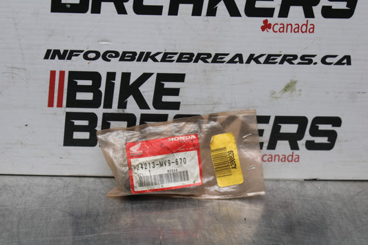 91-94 HONDA CBR600F2 NOS ENGINE TRANSMISSION GEAR SHIFT FORK BB40