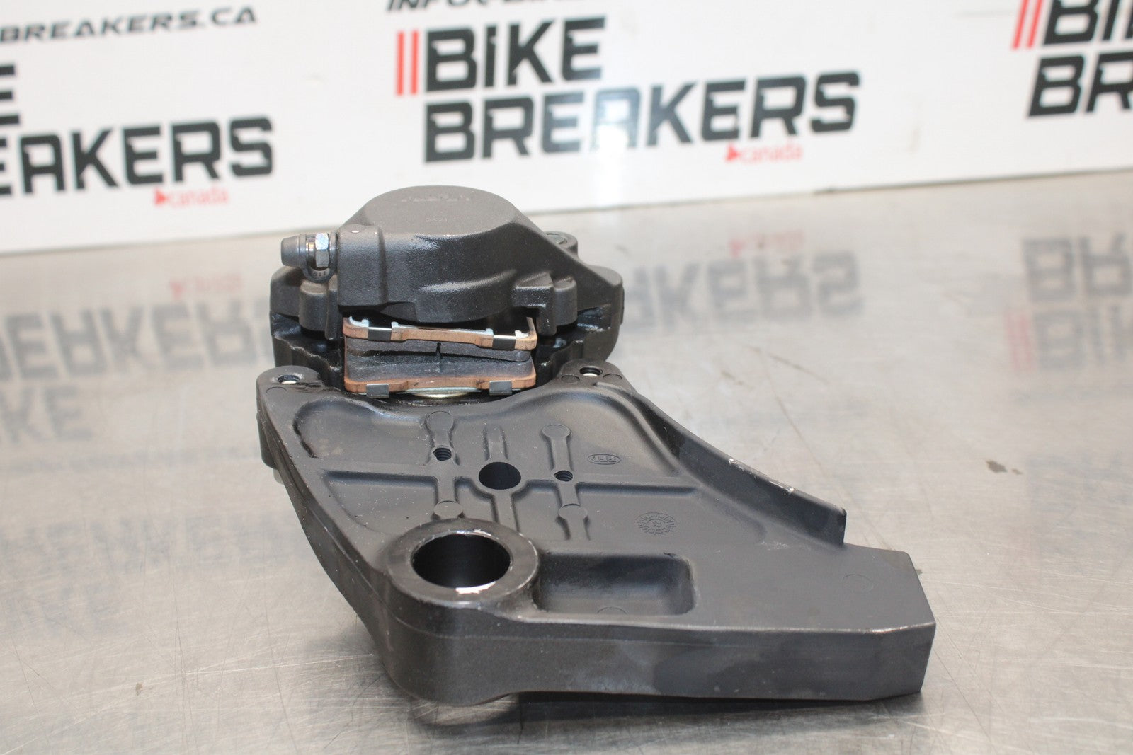 23-24 KAWASAKI NINJA ZX14R REAR BACK BRAKE CALIPER W MOUNT BRACKET BB764