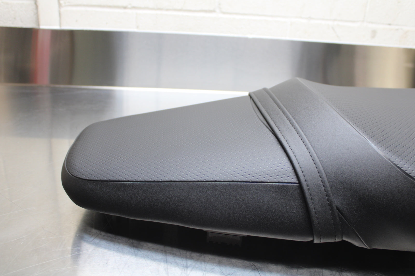 23-24 KAWASAKI NINJA ZX14R NEW!! FRONT REAR SEAT SADDLE BB141