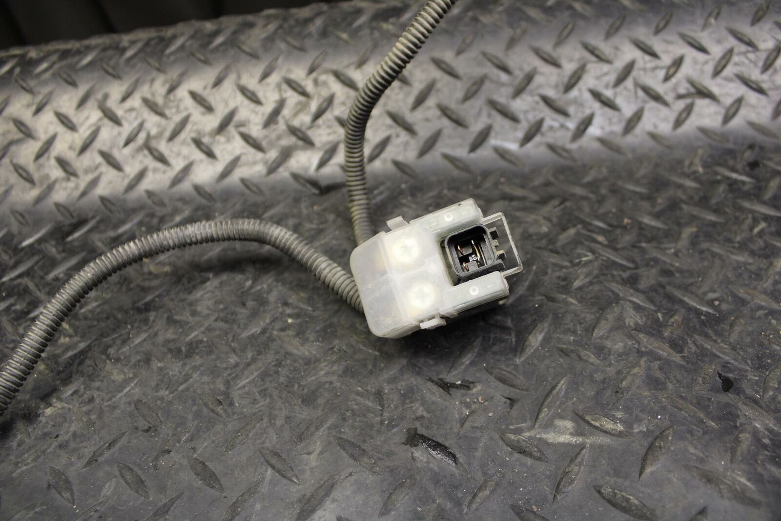 05-06 SUZUKI KATANA 750 GSX750F ENGINE STARTER RELAY STARTING MOTOR SWITCH bb166