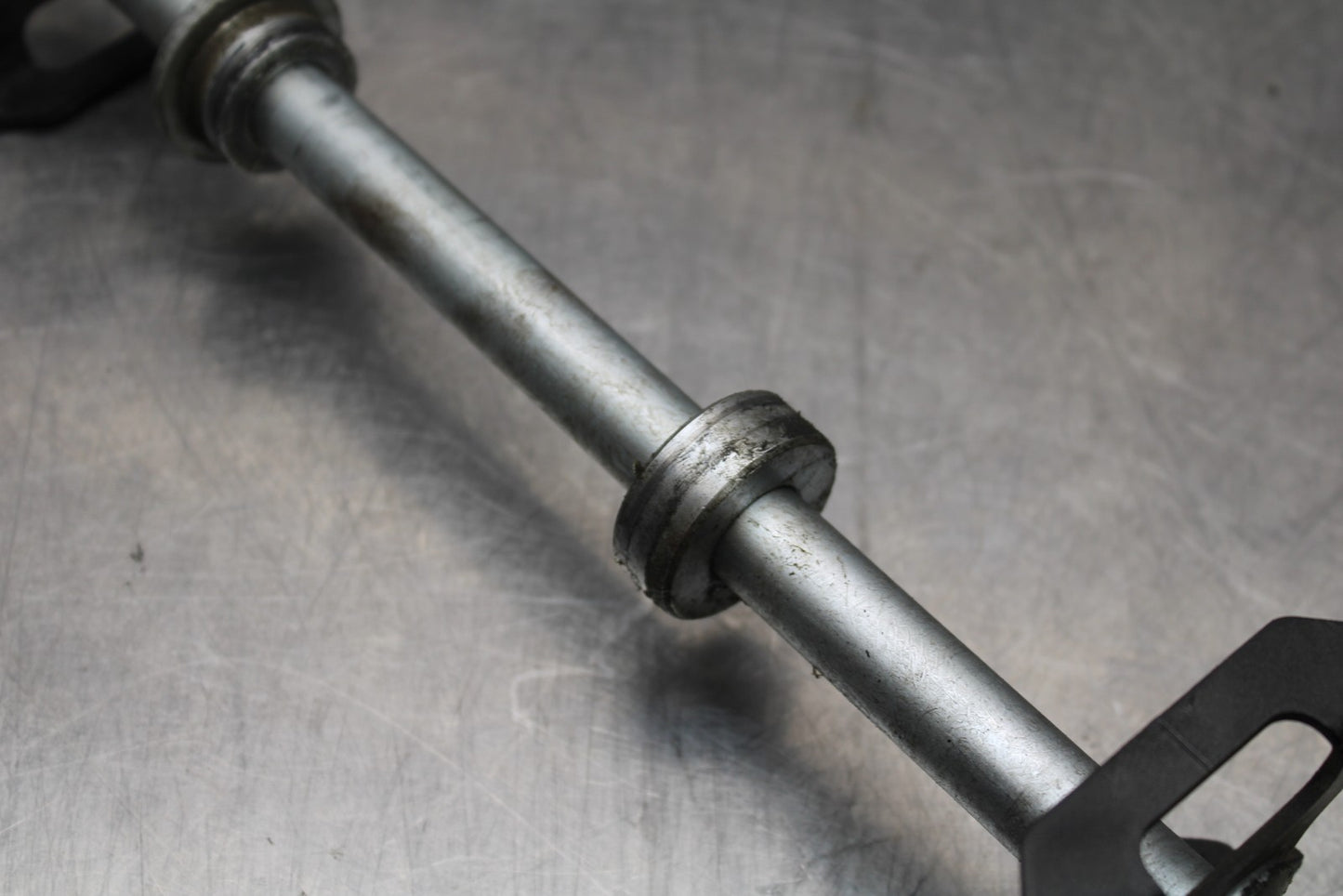 13-17 KAWASAKI NINJA 300 EX300 ABS REAR AXLE BACK WHEEL RIM BOLT AXEL BB187