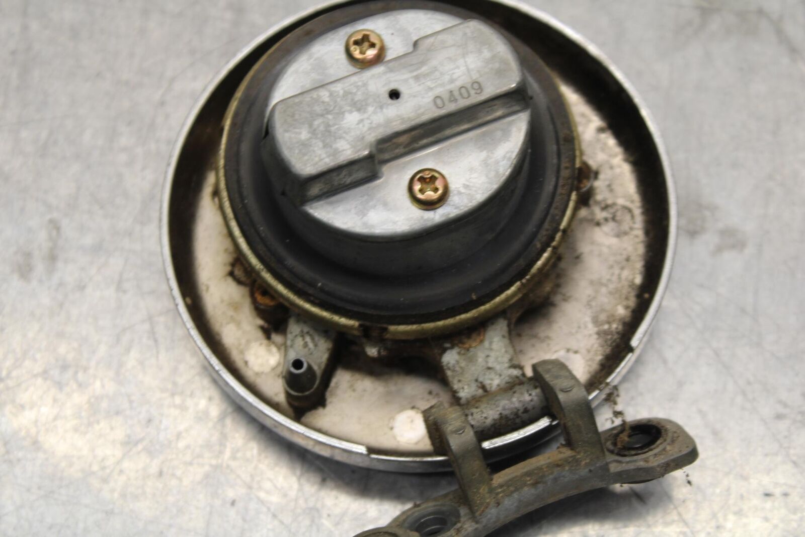 2005 Kawasaki Vulcan 1500 VN1500N IGNITION LOCK KEY SET W/ GAS CAP  BB576