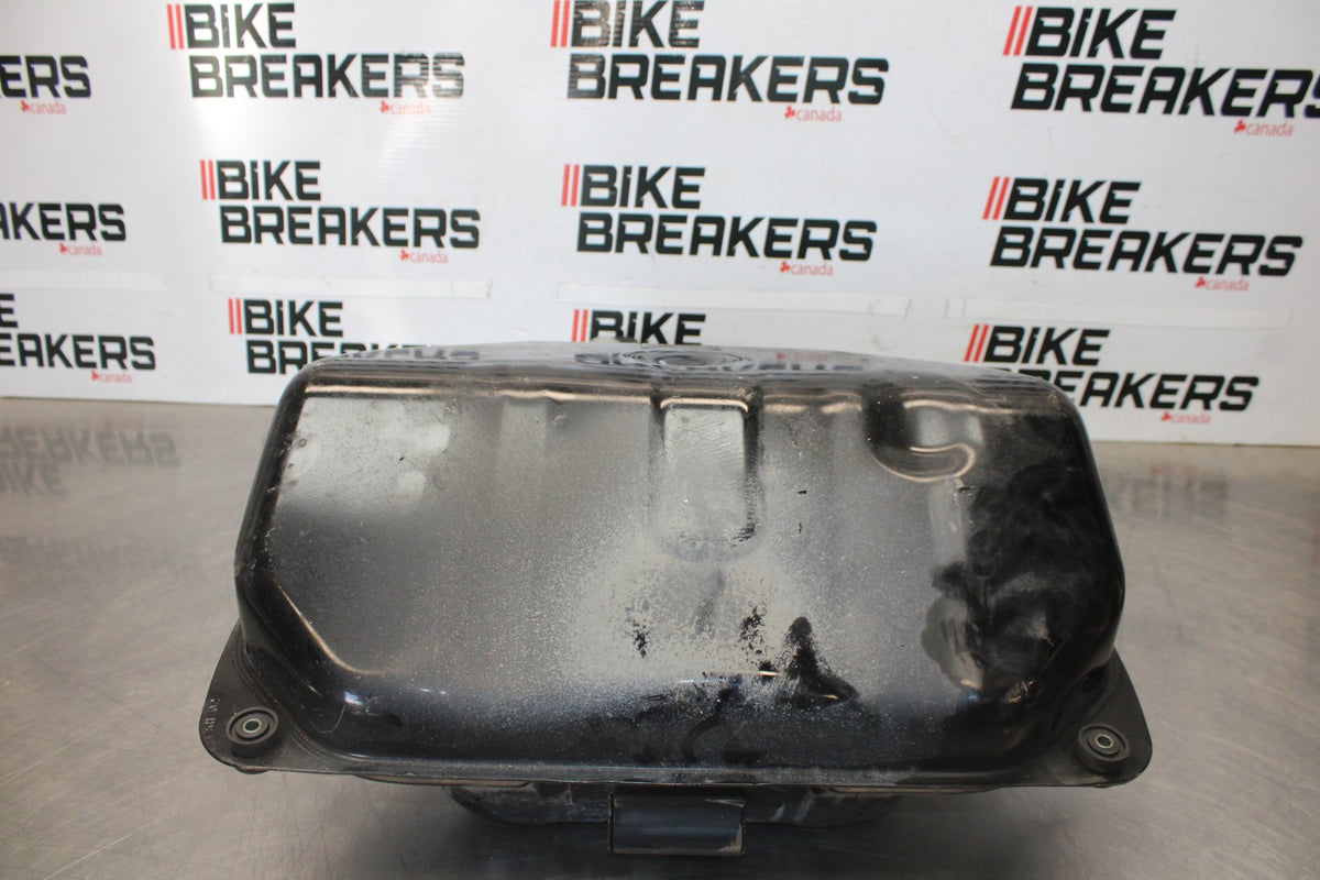 05-09 SUZUKI BOULEVARD C90 GAS TANK FUEL PETROL RESERVOIR BB918