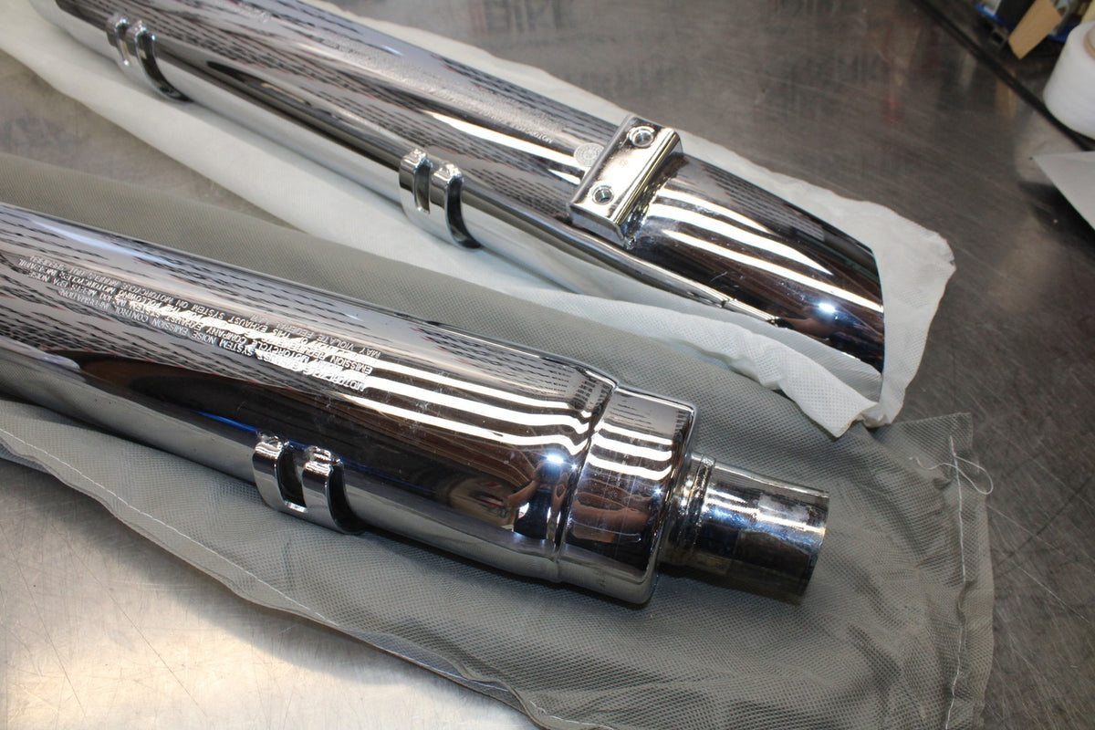 18 INDIAN ROADMASTER MUFFLER EXHAUST SILENCER PIPE SET PAIR BB191