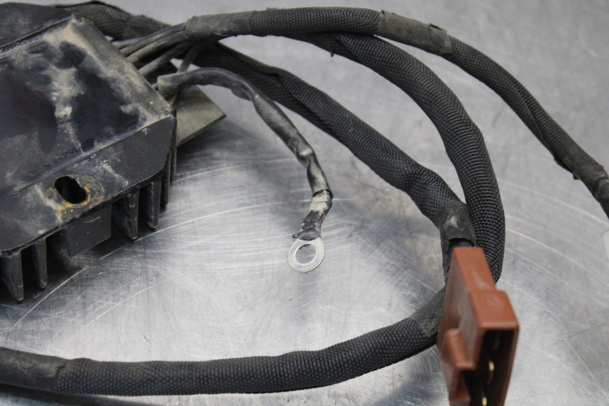 17-22 KTM 390 DUKE RECTIFIER VOLTAGE REGULATOR BB180