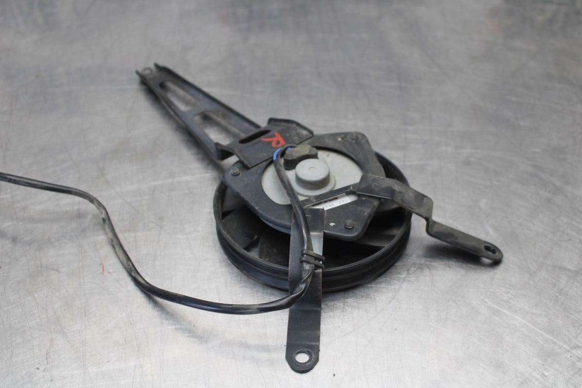 09 KAWASAKI CONCOURS 14 ZG1400B RIGHT ENGINE RADIATOR COOLING FAN MOTOR BB875