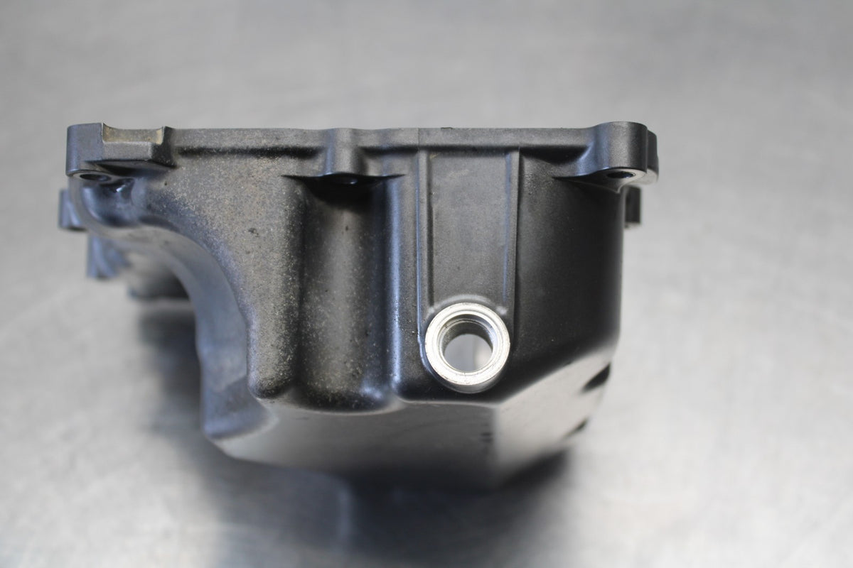 22-25 YAMAHA YZF R7 ENGINE MOTOR BOTTOM OIL PAN COVER BB850