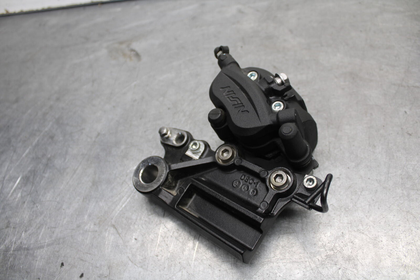 18-23 KAWASAKI NINJA 400 REAR BACK BRAKE CALIPER W MOUNT BRACKET BB660