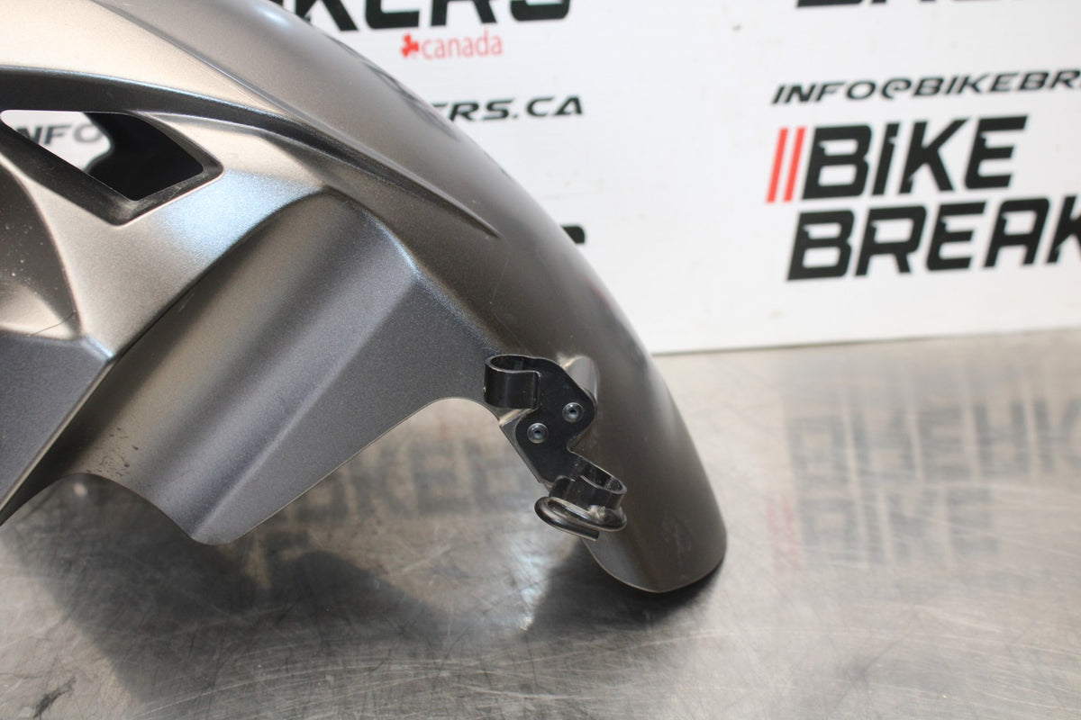 21-23 KAWASAKI NINJA ZX6R FRONT WHEEL FENDER COWL FAIRING BB179