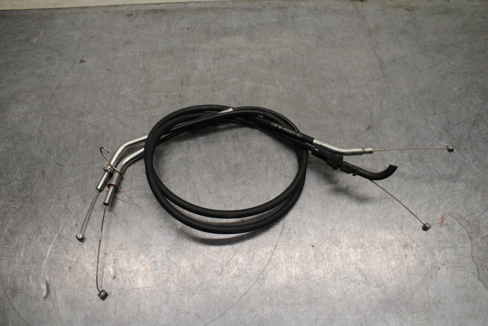 12-17 KAWASAKI NINJA 650 THROTTLE CABLES LINES BB129