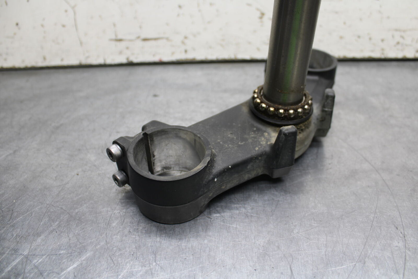 12-13 KAWASAKI Z1000 FRONT FORKS CLAMP LOWER TRIPLE TREE STEM BB743