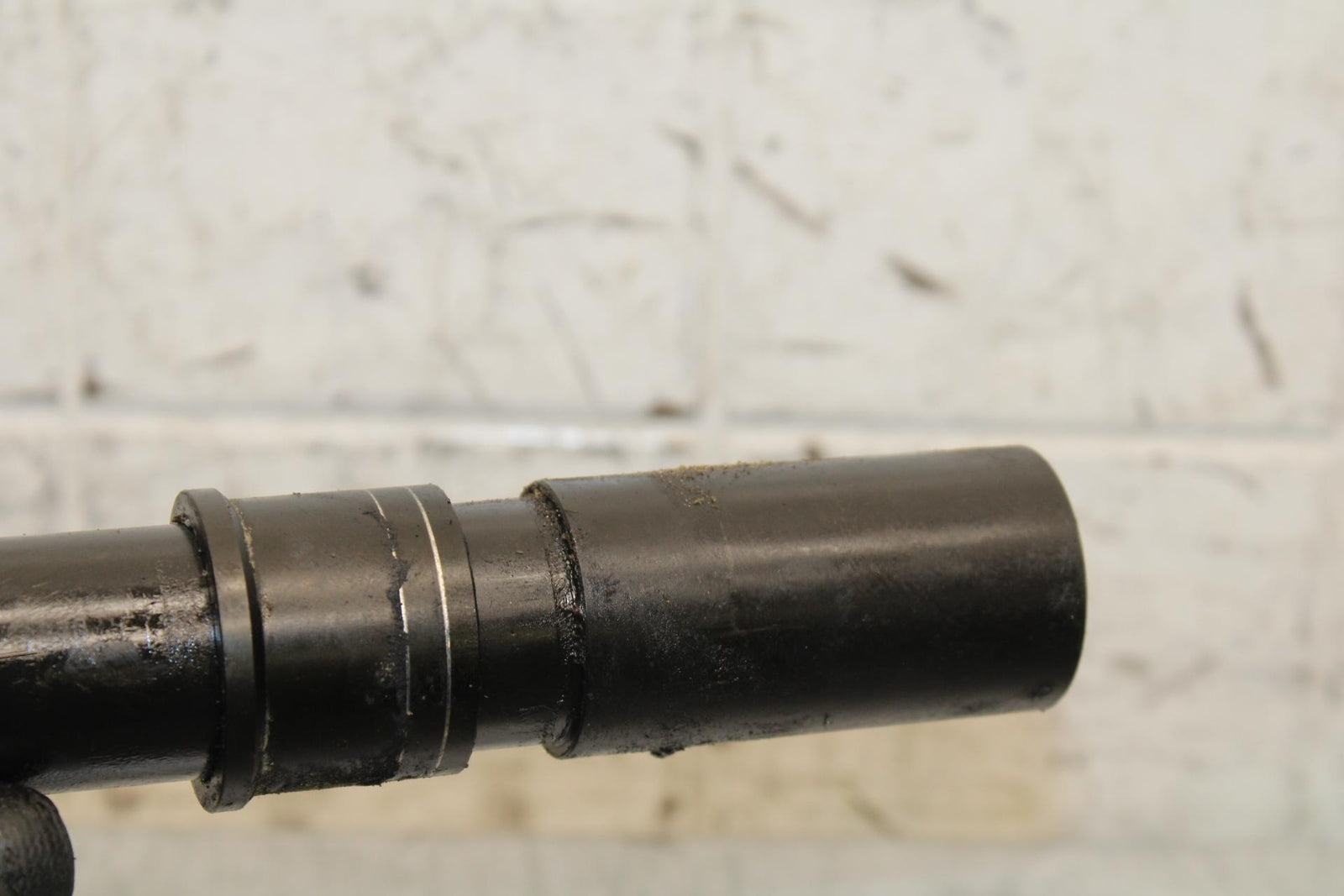 19-20 KTM 790 DUKE 790 FRONT WHEEL RIM AXLE PIVOT BOLT BB570