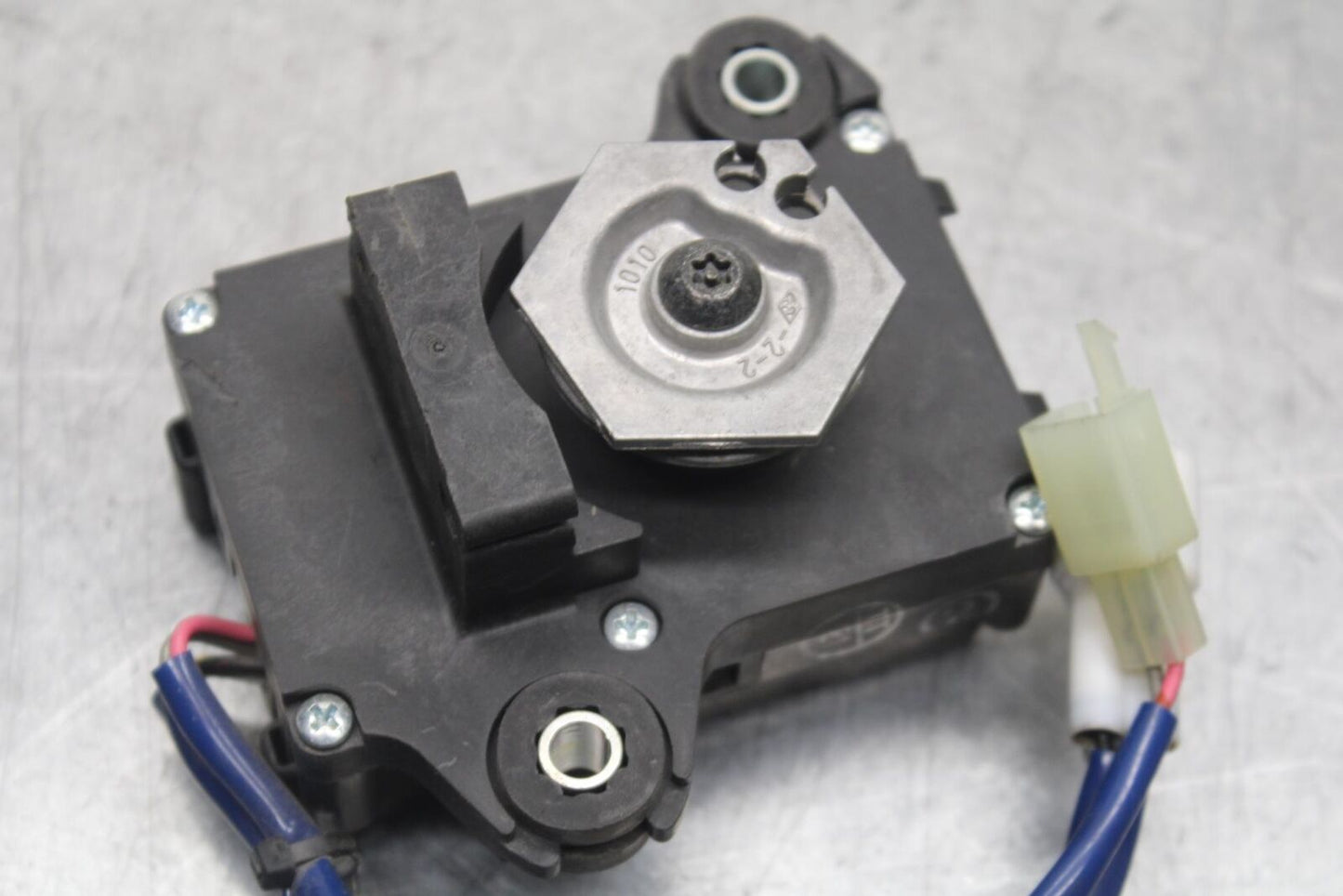 2016 Kawasaki Ninja ZX10R ZX1000 ABS KRT Edition EXHAUST VALVE SERVO MOTOR BB86