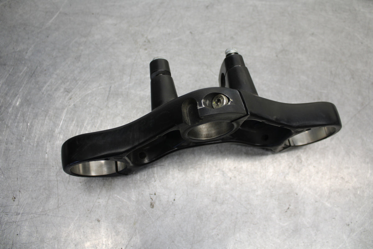 06-07 DUCATI MONSTER 695 FORKS UPPER TRIPLE TREE CLAMP BB674