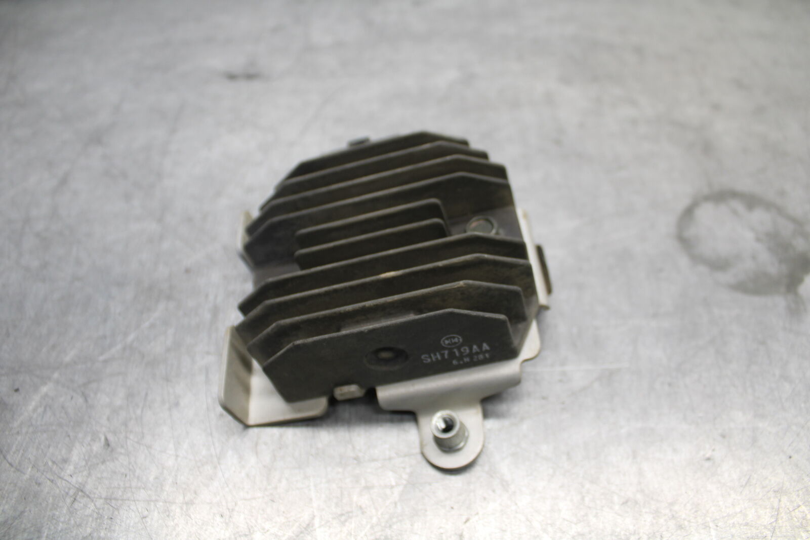 07-09 YAMAHA FZ6 RECTIFIER VOLTAGE REGULATOR BB713