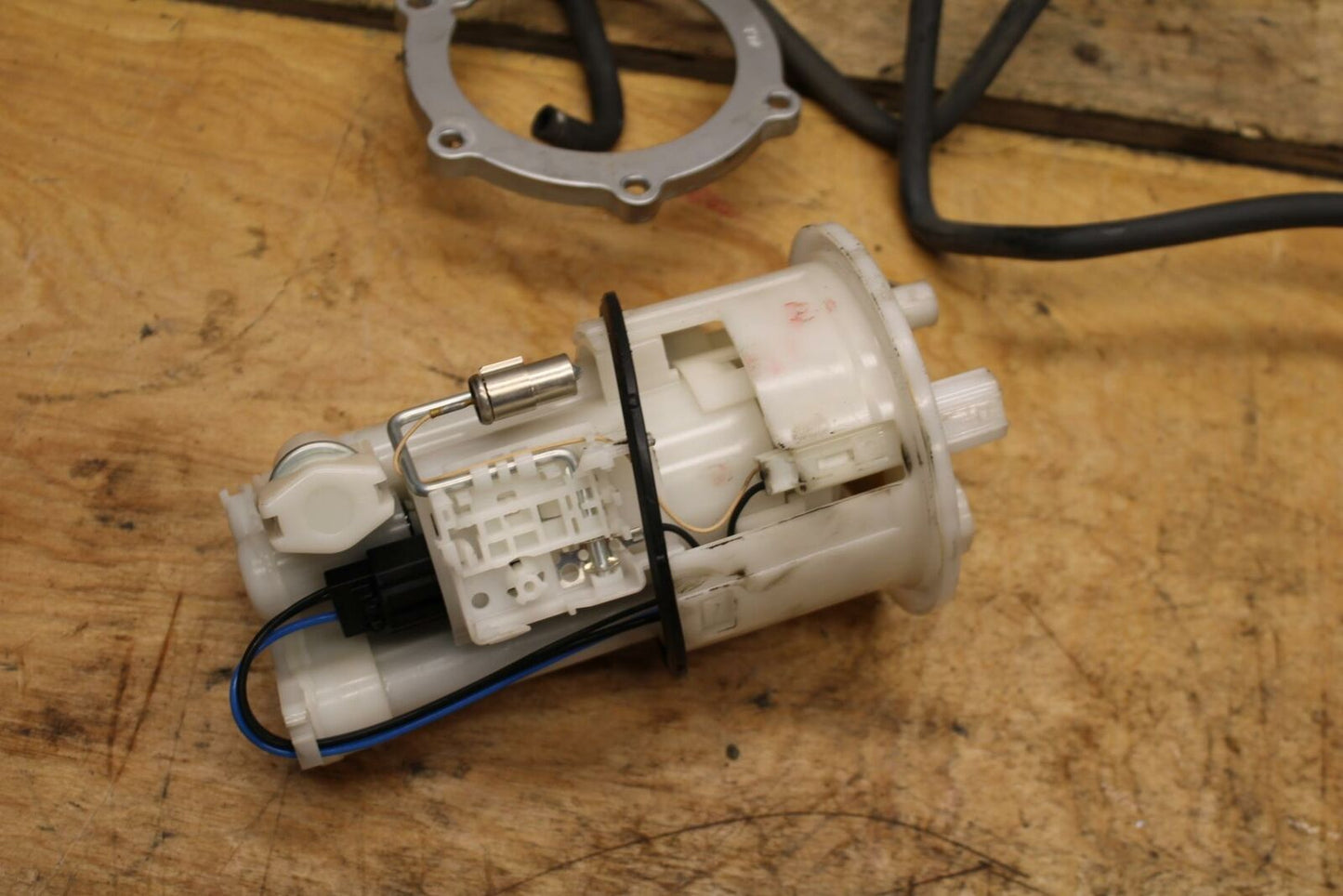 07-08 YAMAHA YZF R1 FUEL PUMP GAS PETROL SENDER UNIT BB337