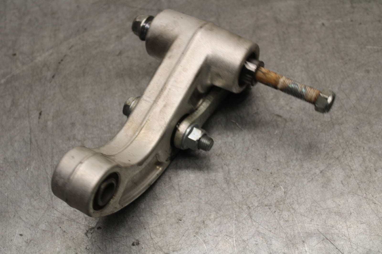16-21 YAMAHA XSR900 REAR DOGBONE SHOCK LINKAGE LINK BB664