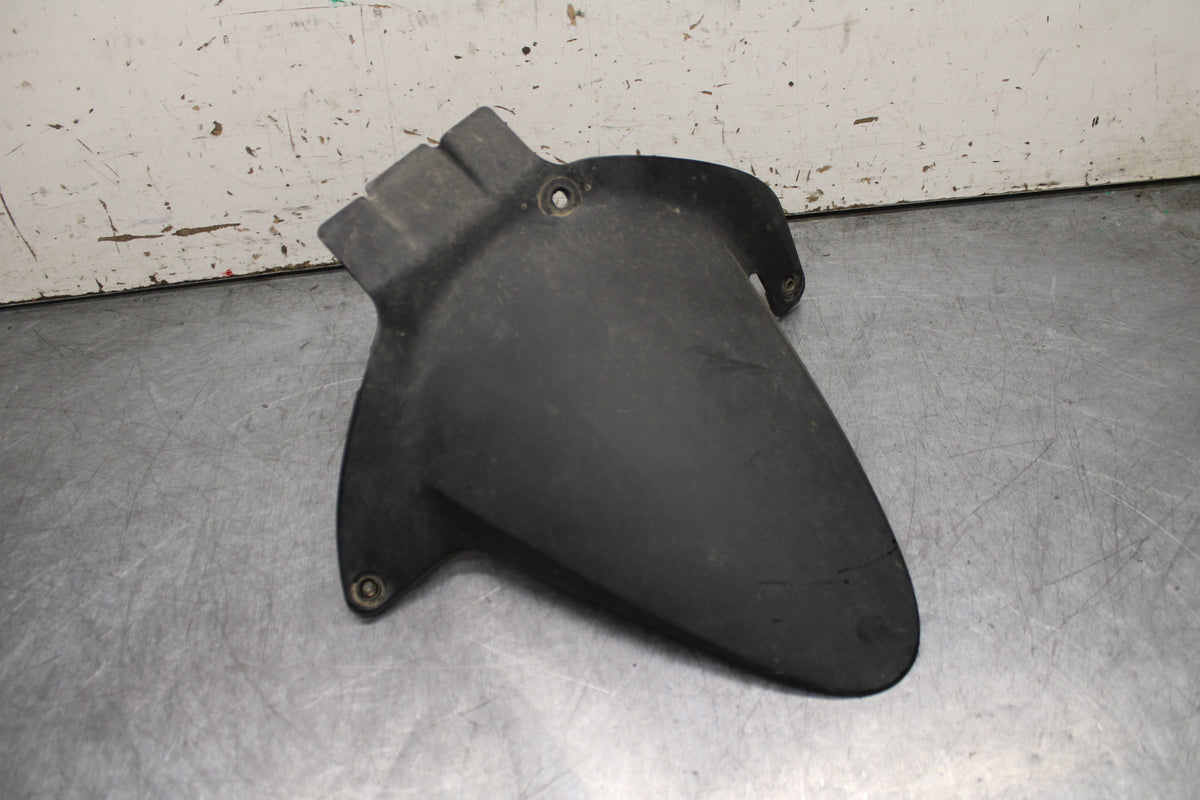 05-06 HONDA CBR600RR REAR BACK WHEEL TIRE HUGGER FENDER BB727