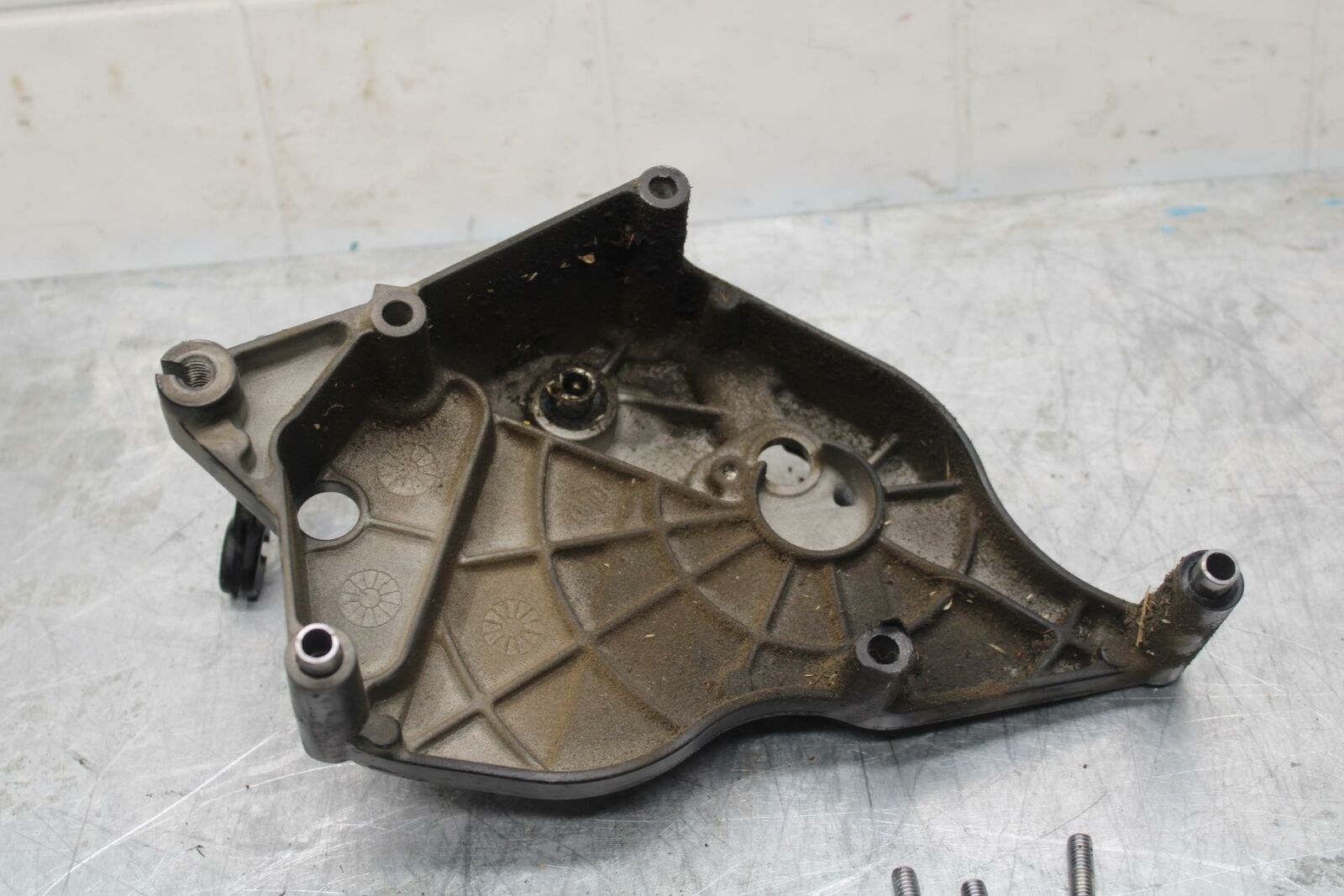 15-21 SUZUKI GSXR600 ENGINE SPROCKET COVER BB418