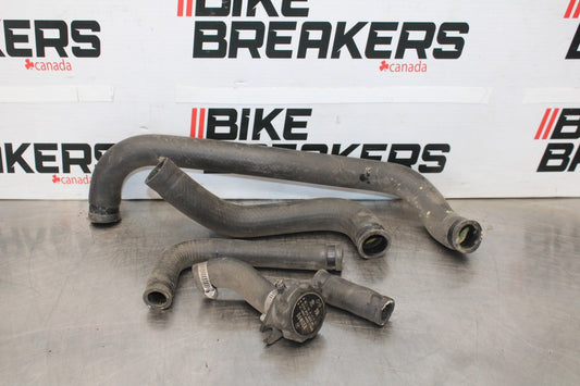 84 HONDA INTERCEPTOR 1000 VF1000F RADIATOR HOSES ENGINE COOLANT WATER PIPE BB878