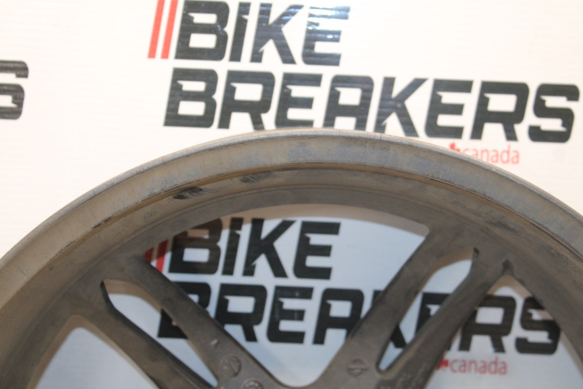 05-08 TRIUMPH SPEED TRIPLE 1050 REARWHEEL BACK RIM BB933