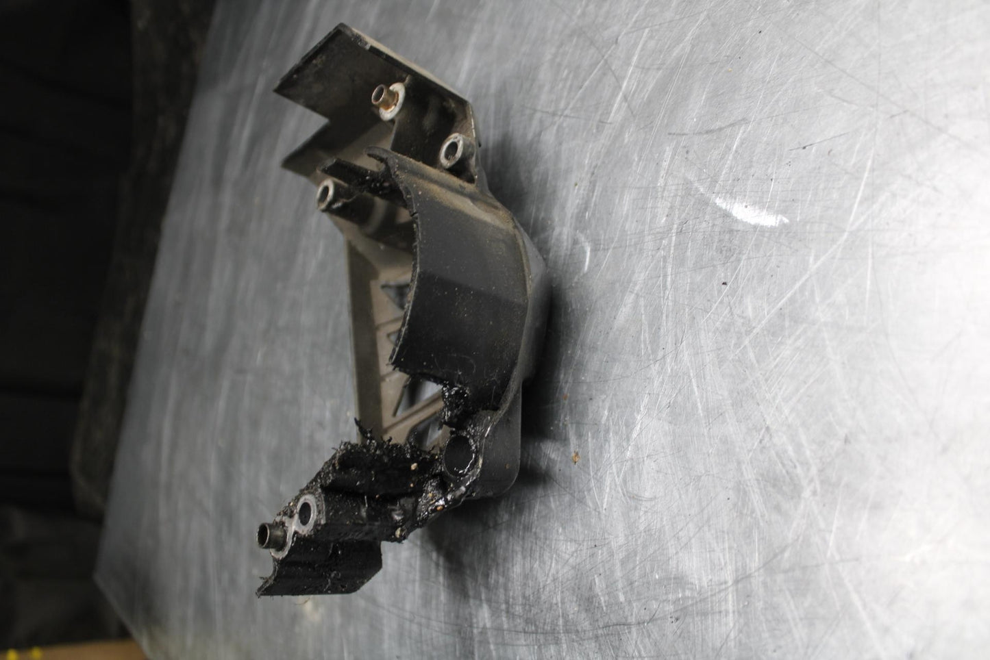 08-12 KAWASAKI NINJA 250R EX250J ENGINE SPROCKET COVER 14041-0021 BB496