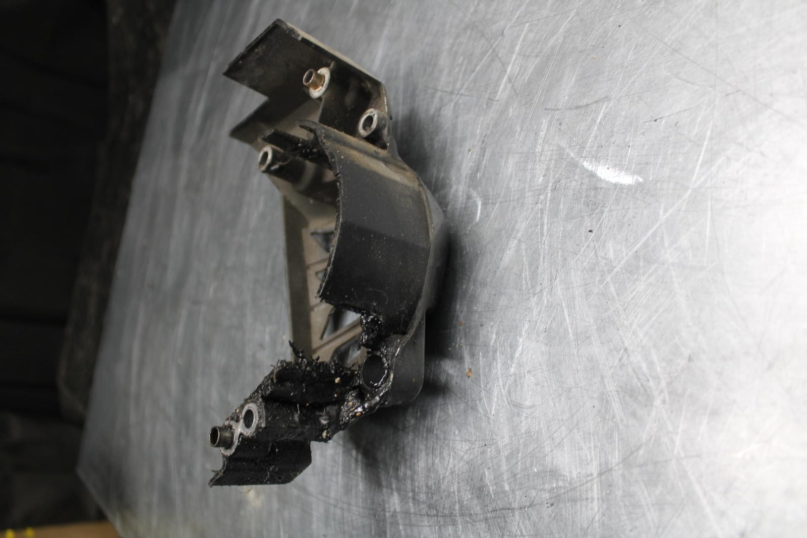 08-12 KAWASAKI NINJA 250R EX250J ENGINE SPROCKET COVER 14041-0021 BB496