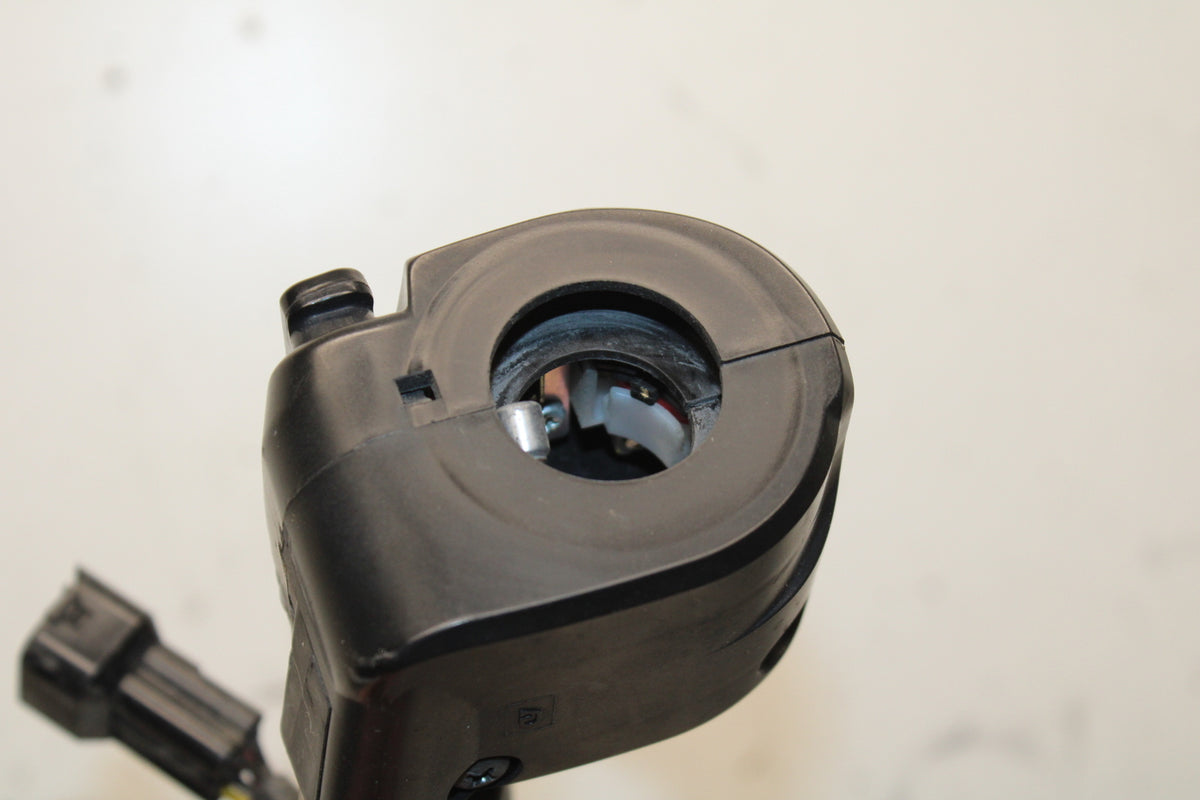 12-17 KAWASAKI ER-6N Z650 RIGHT CLIP ON HANDLE KILL OFF START SWITCH BB709