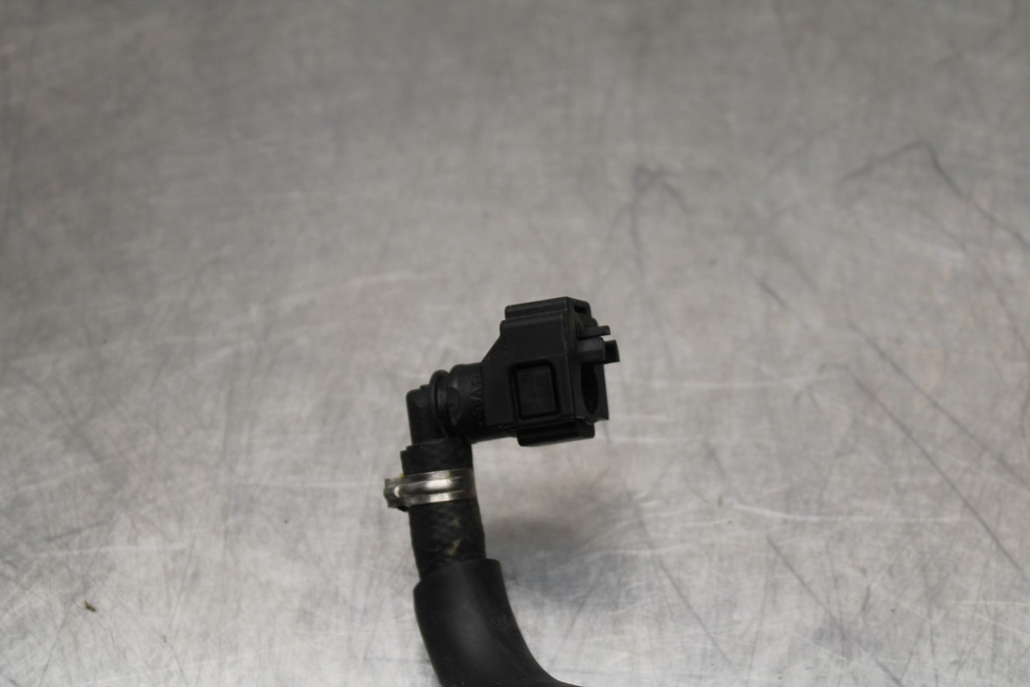 22-25 YAMAHA YZF R7 FUEL HOSE GAS LINE TUBE PIPE BB176