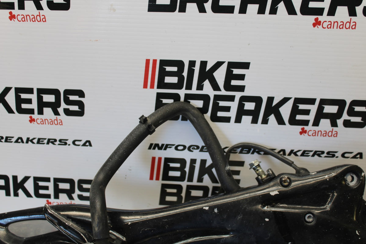 10 SUZUKI SV650 RIGHT REARSET REAR SET DRIVER FOOT PEG REST STOP BB181