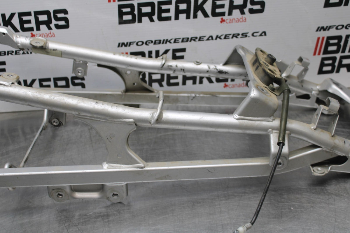 03-05 SUZUKI SV1000 REAR SUBFRAME BACK SUB FRAME BB405