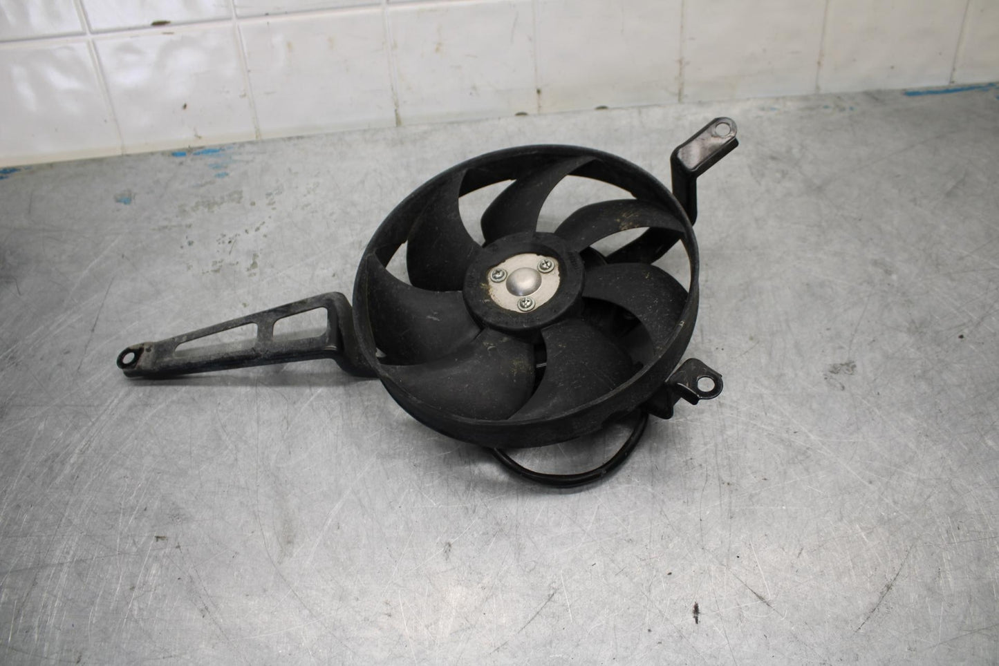 06-07 KAWASAKI NINJA ZX14R ENGINE RADIATOR COOLING FAN BB433