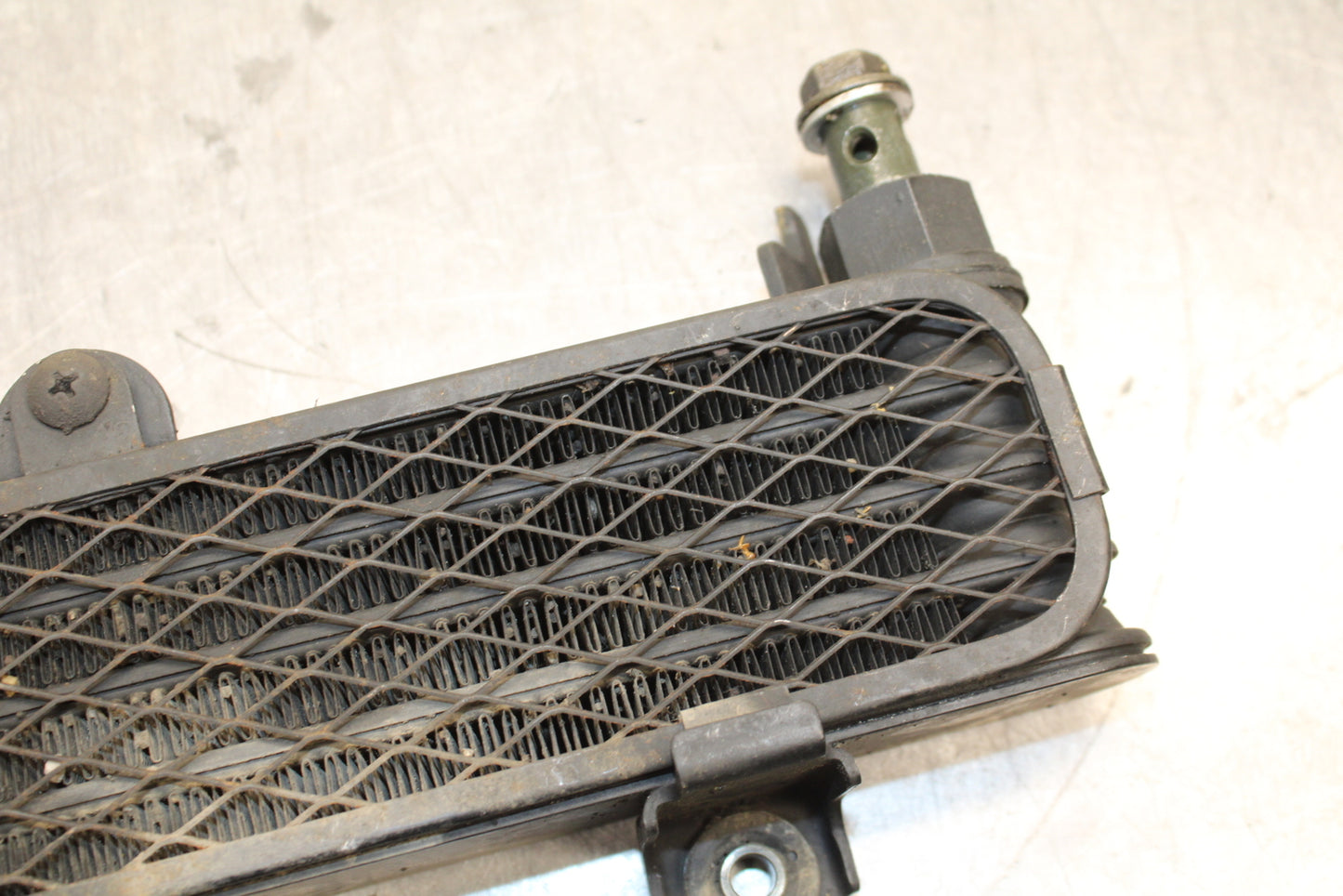 03 SUZUKI SV650S ENGINE MOTOR OIL COOLER  BB130