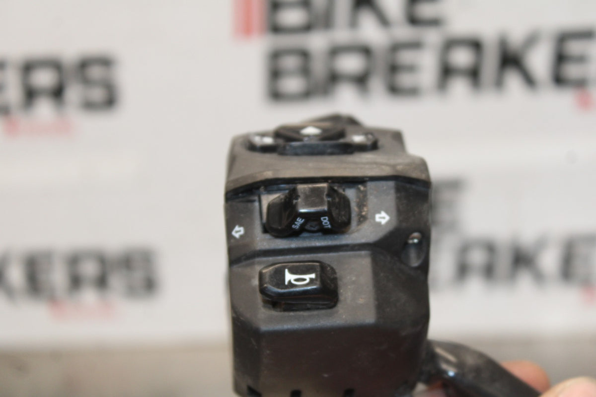 24 APRILIA TUONO V4 1100 FACTORY ABS LEFT CLIP ON HORN SIGNALS SWITCH BB887