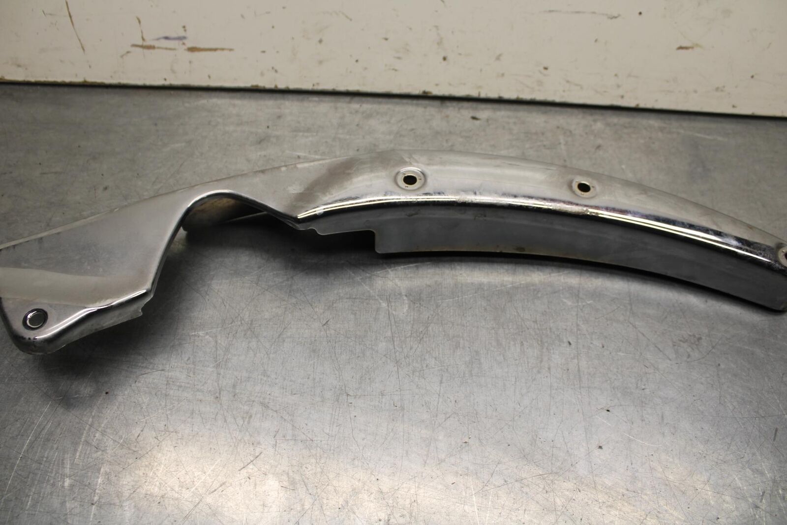 03-08 KAWASAKI VULCAN 1600 REAR BACK FENDER SUPPORT FRAME SUBFRAME BB616