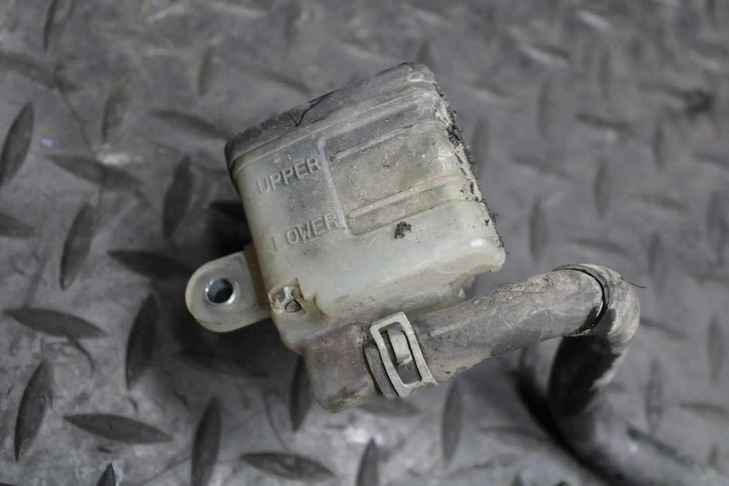 08-09 SUZUKI GSXR600 REAR BACK BRAKE MASTER CYLINDER W RESERVOIR BB204