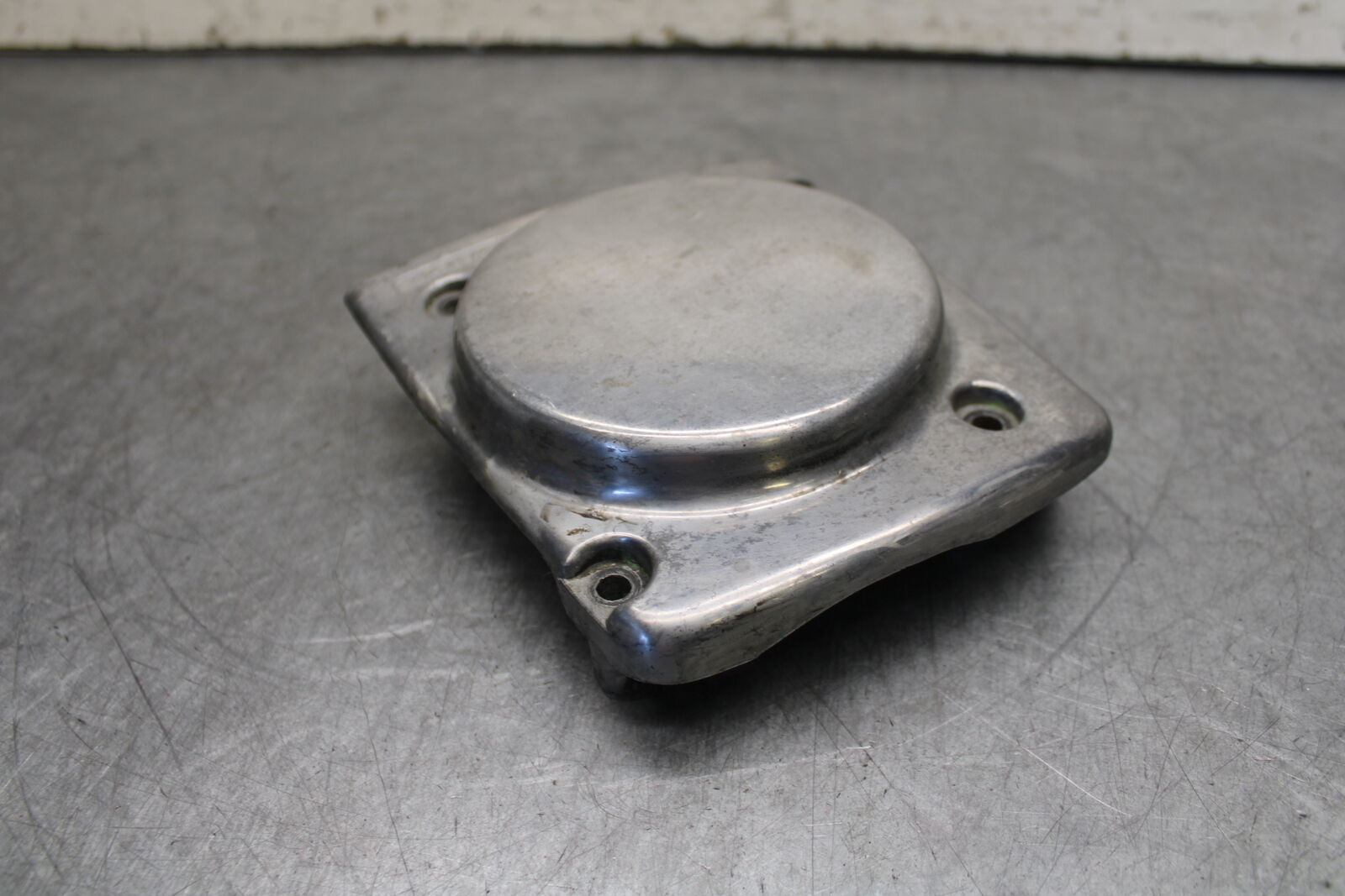 85-86 SUZUKI MADURA 1200 ENGINE SPROCKET COVER  BB691