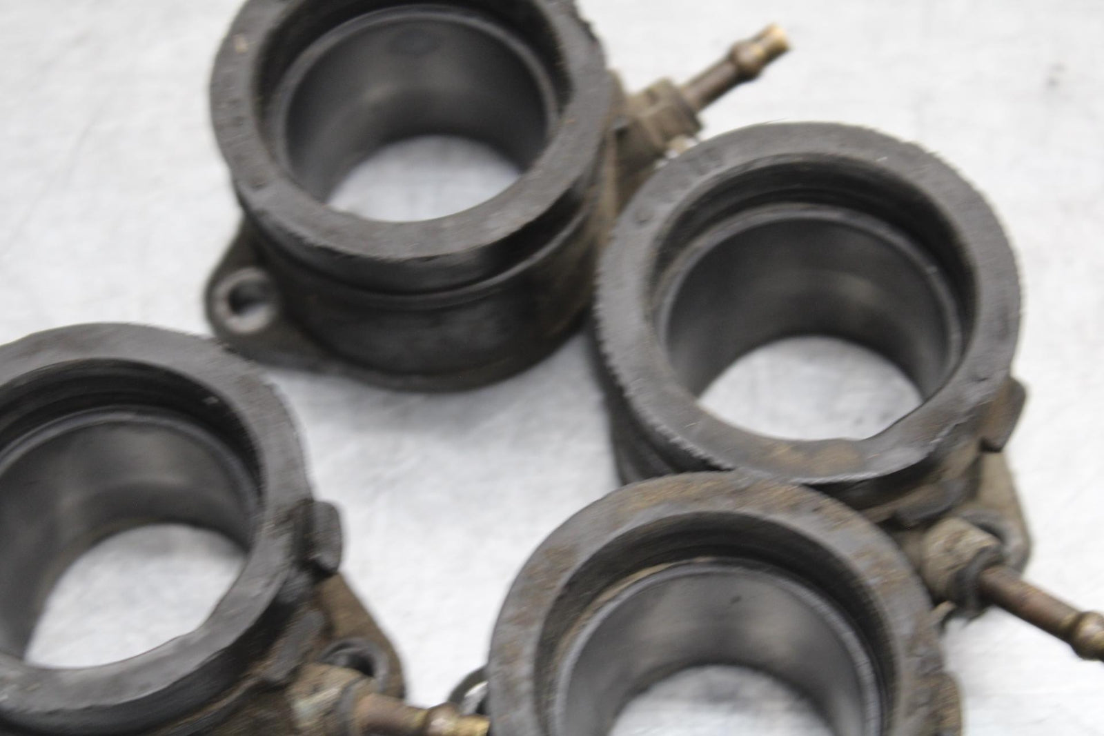 00-01 KAWASAKI ZZR600 AIRBOX INTAKE VELOCITY STACKS BB568