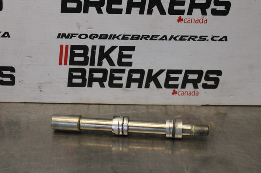 20 TRIUMPH STREET TRIPLE 765 FRONT WHEEL RIM AXLE PIVOT BOLT BB864