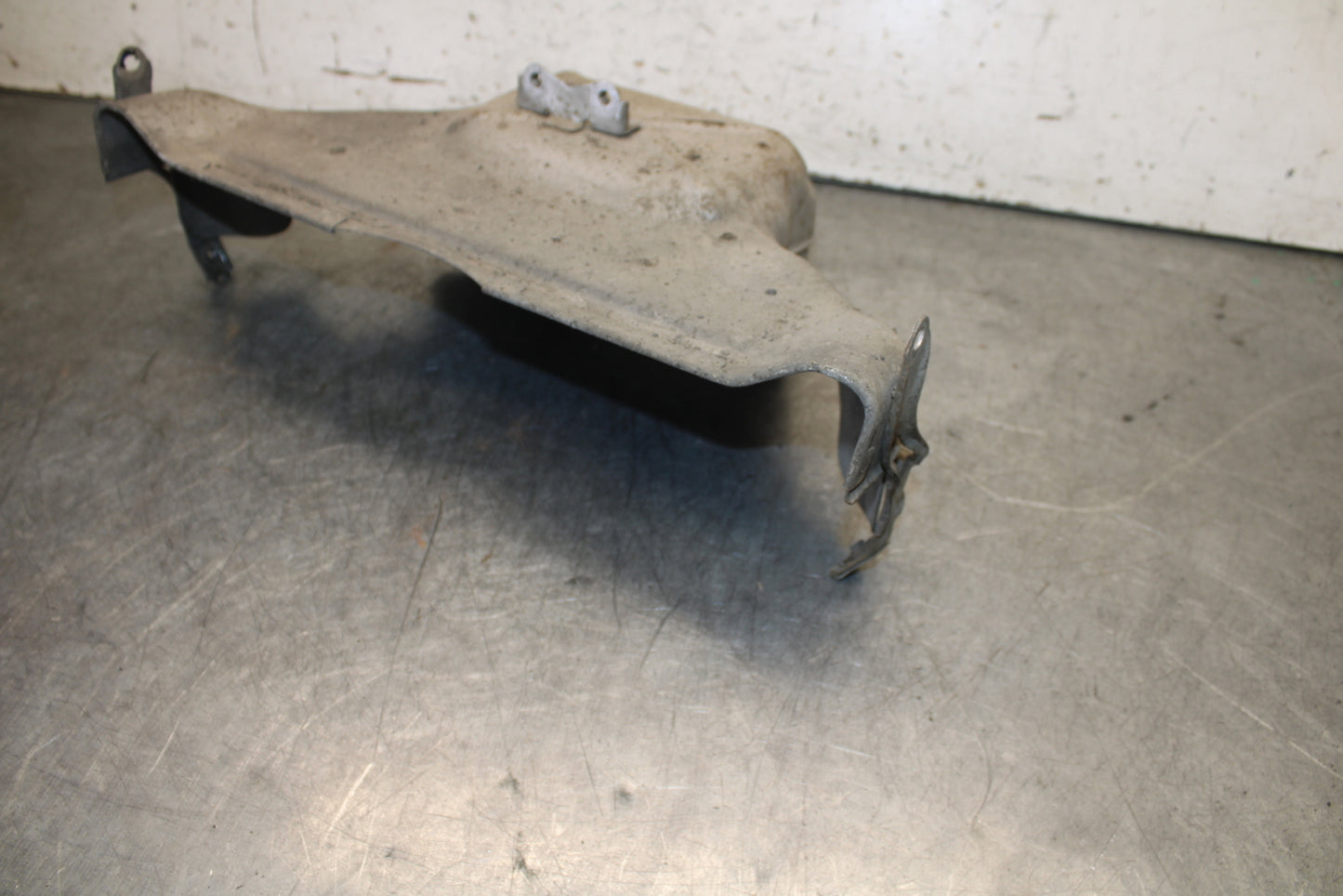 93-00 HONDA GOLDWING 1500 GL1500SE EXHAUST COLLECTOR CHAMBER GUARD BB700