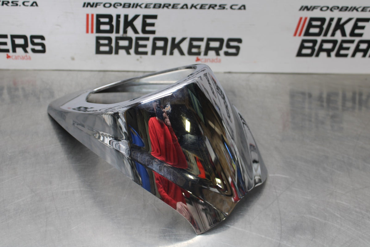 06 KAWASAKI VULCAN 900 GAS TANK CAP COVER TRIM PANELCOWL FAIRING BB799