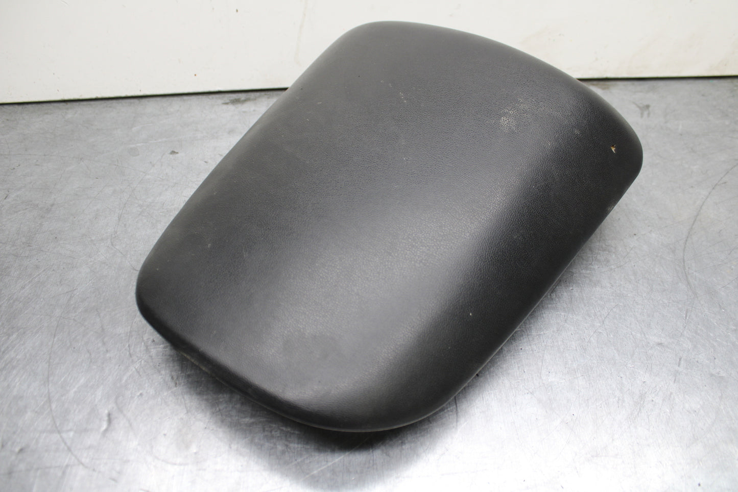 00-02 KAWASAKI NINJA ZX6R REAR BACK PASSENGER TANDEM SEAT SADDLE PILLION  BB750
