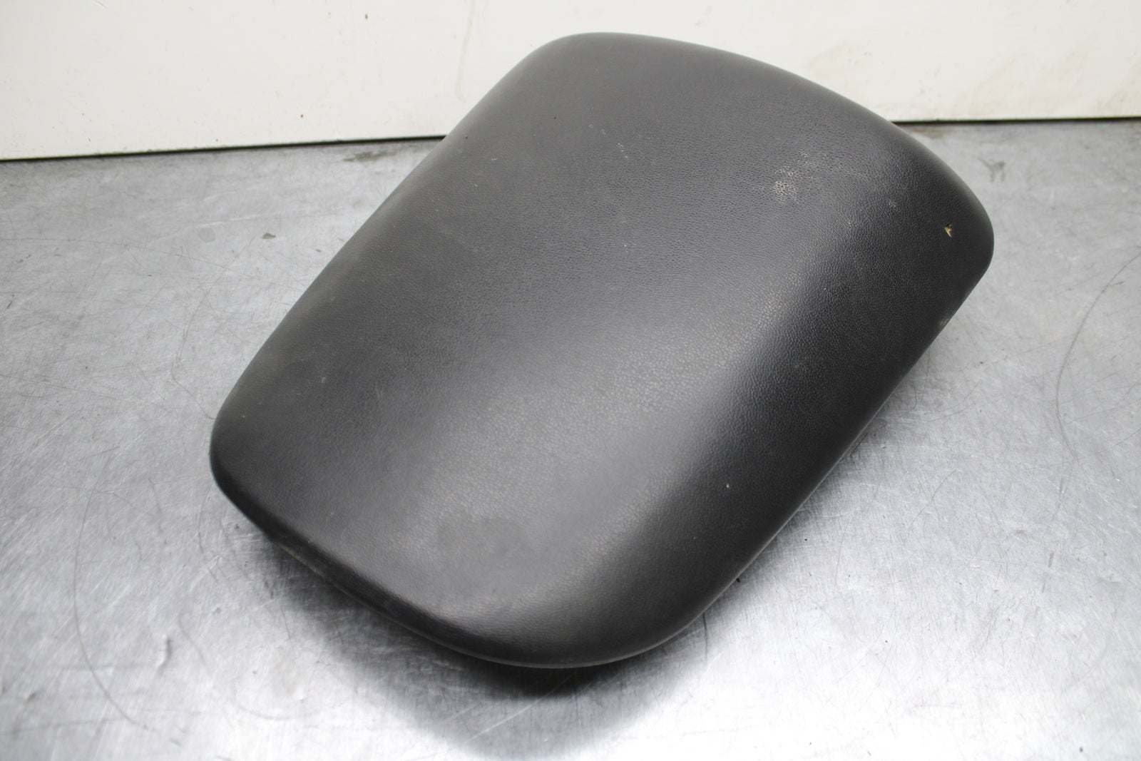 00-02 KAWASAKI NINJA ZX6R REAR BACK PASSENGER TANDEM SEAT SADDLE PILLION  BB750