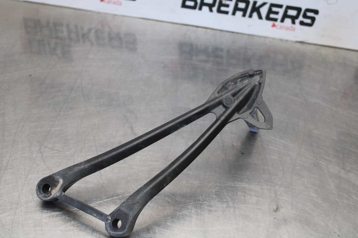 24 KAWASAKI NINJA ZX6R ZX636 ABS 40TH ANNIVERSARY LEFT REAR BACK PEG BB911