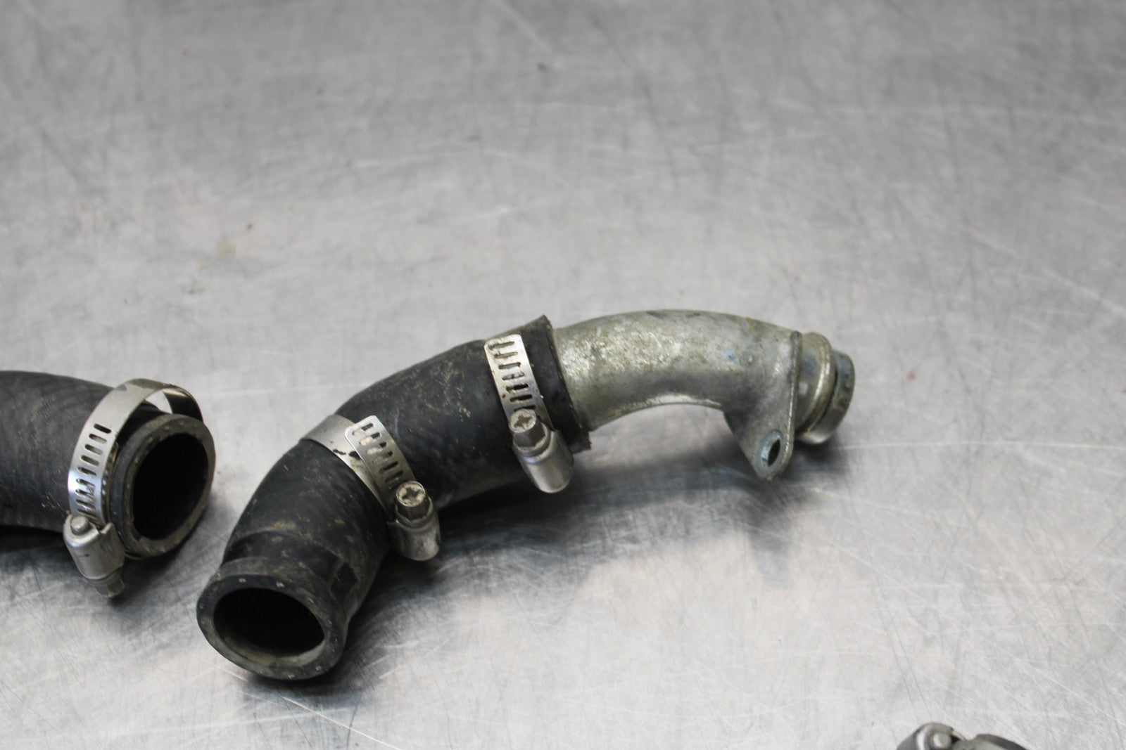 08 KAWASAKI VULCAN 900 RADIATOR HOSES ENGINE COOLANT WATER PIPES HOSE SET BB184